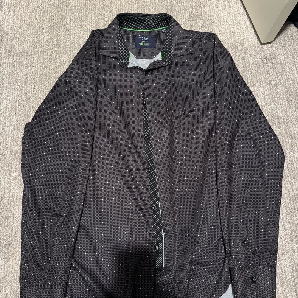 Men's Black patterned dress shirt